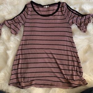 women’s maurice’s cold shoulder top